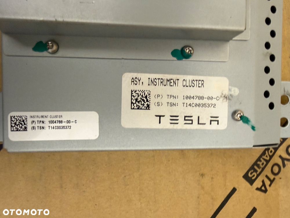Ekran, zegary Tesla Model S Nr. 1004788-00-C. - 3