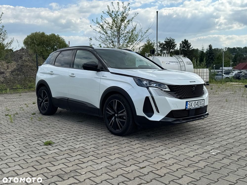 Peugeot 3008 1.6 PureTech HYbrid4 GT Line S&S EAT8 - 8