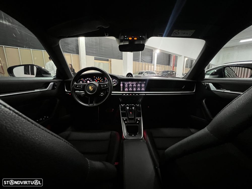 Porsche 911 Série F - 14