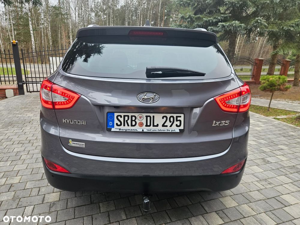 Hyundai ix35 1.6 2WD Fifa World Cup Edition - 11