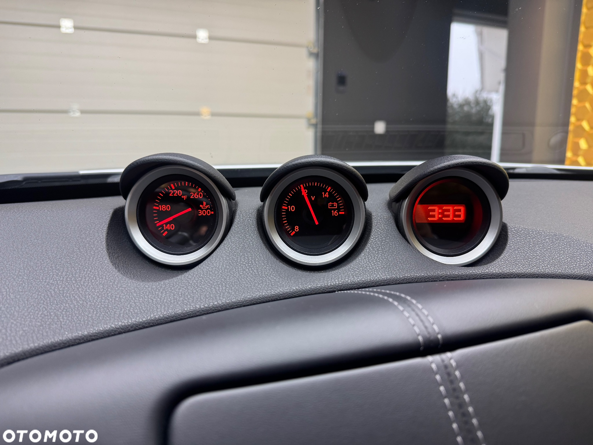Nissan 370 Z - 29