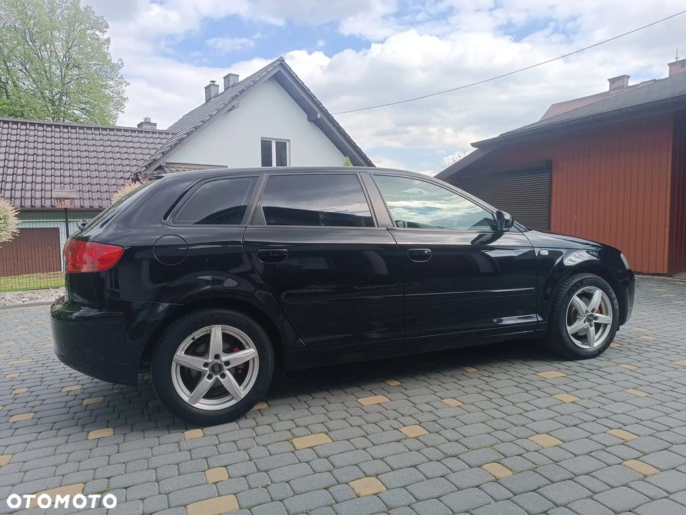 Audi A3 Sportback 1.6 Attraction - 2