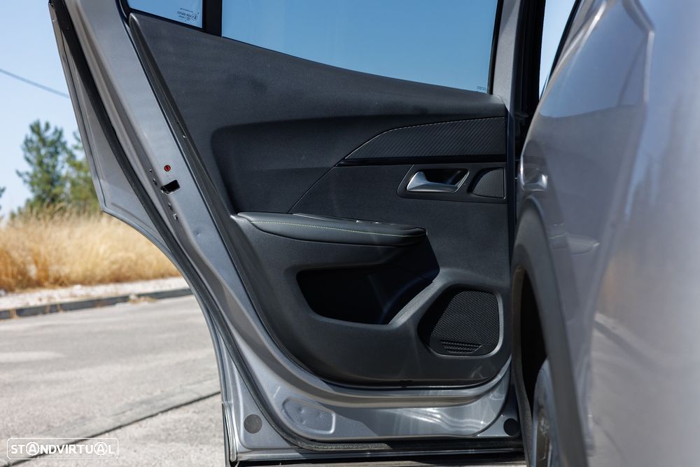 Peugeot 2008 1.5 BlueHDi GT - 48