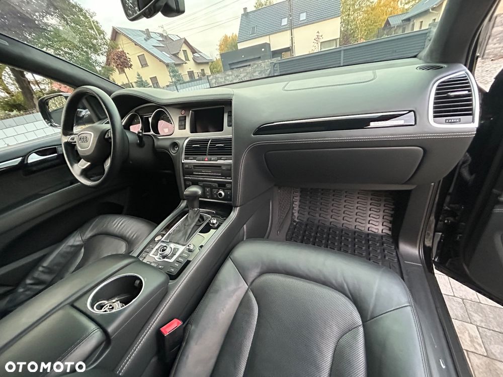 Audi Q7 - 11