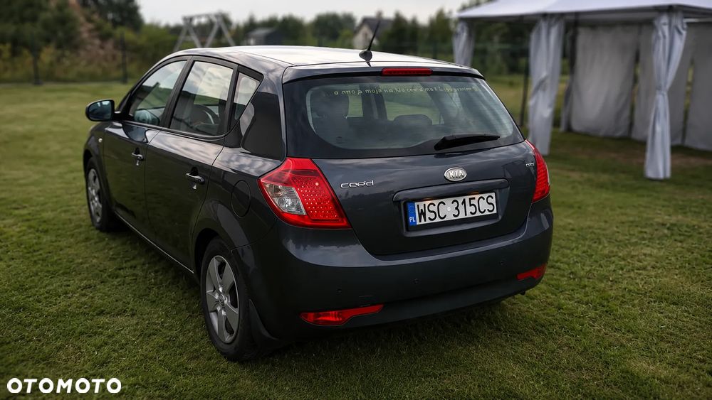 Kia Ceed 1.6 Crdi Comfort - 4
