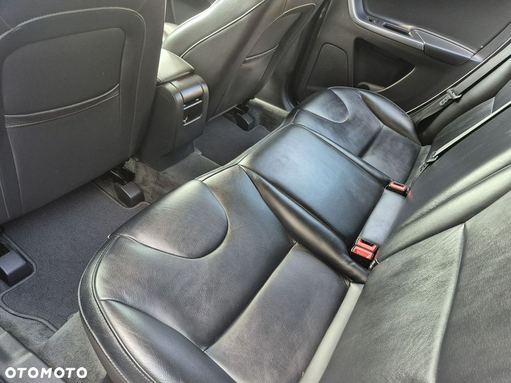 Volvo XC 60 - 10