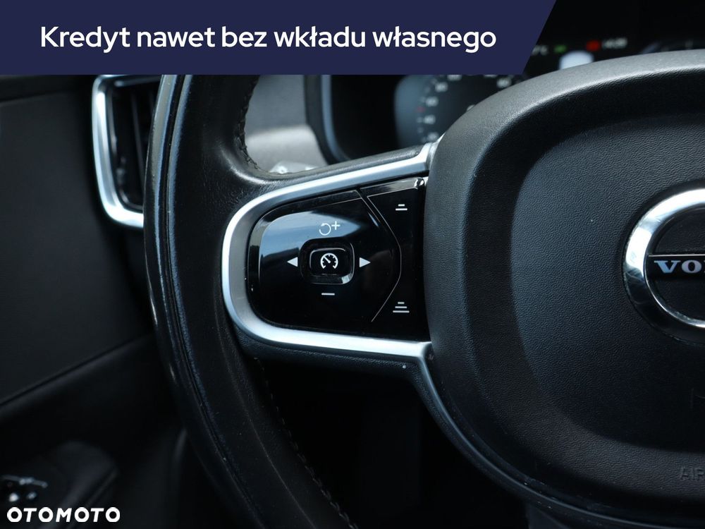Volvo V90 Cross Country - 19