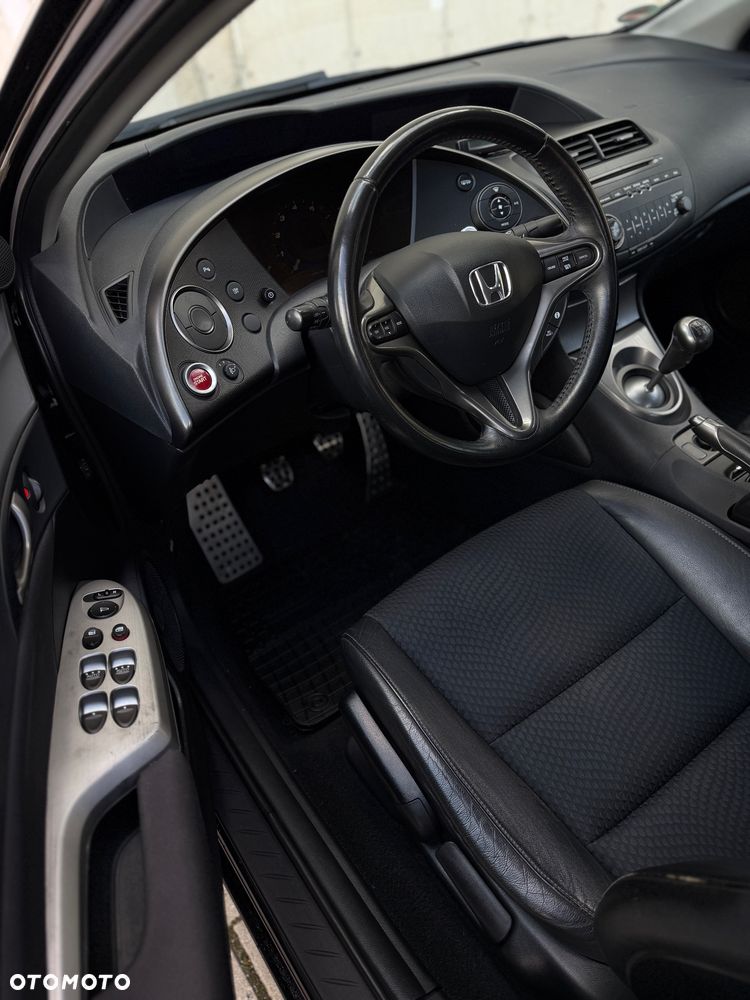 Honda Civic 1.8 GT Special Edition - 3