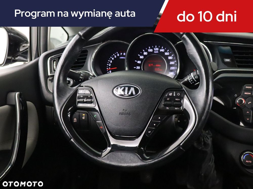 Kia Ceed - 22