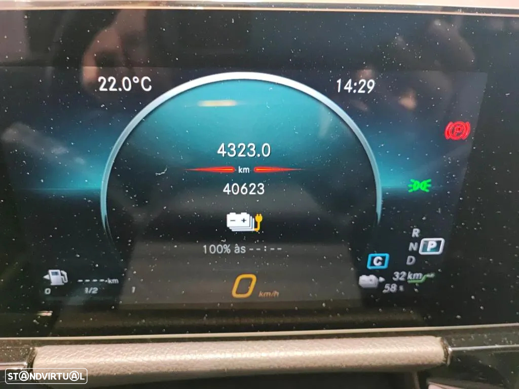 Mercedes-Benz GLA 250 e Style - 4