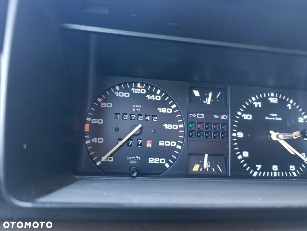 Volkswagen Golf - 17