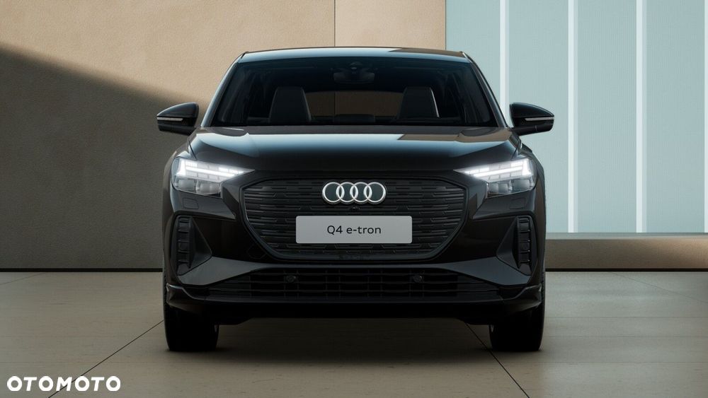 Audi Q4 Sportback e-tron - 4