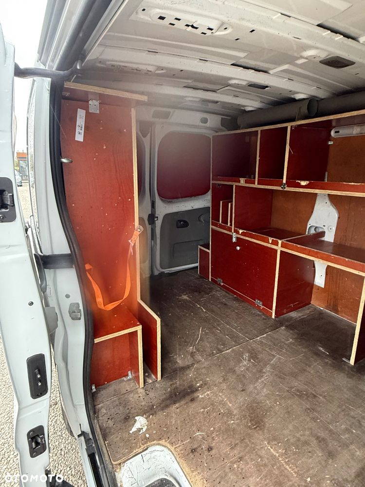 Renault Trafic - 30