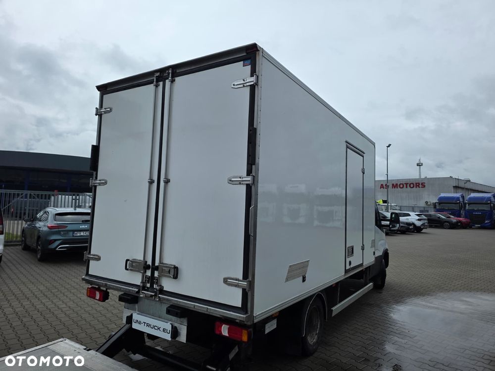 Iveco 50C18 Chłodnia Izoterma Winda 1000 kg ! 8EP + Zasilanie 230V Krajowy ! - 15