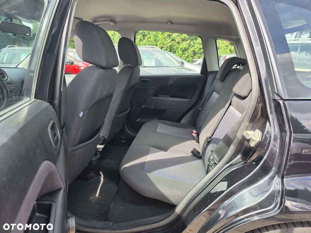 Ford Fiesta 1.4 Ghia - 12