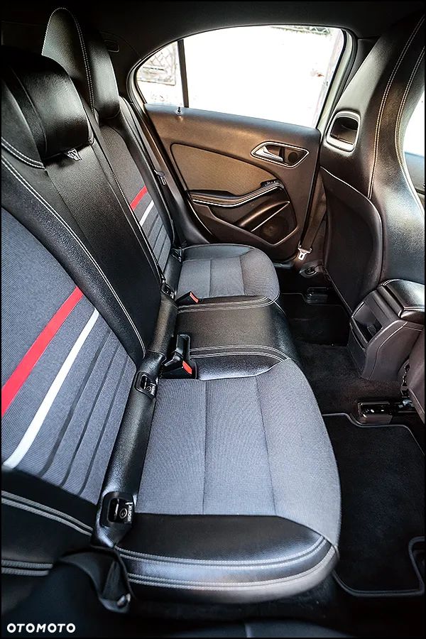 Mercedes-Benz Klasa A - 32