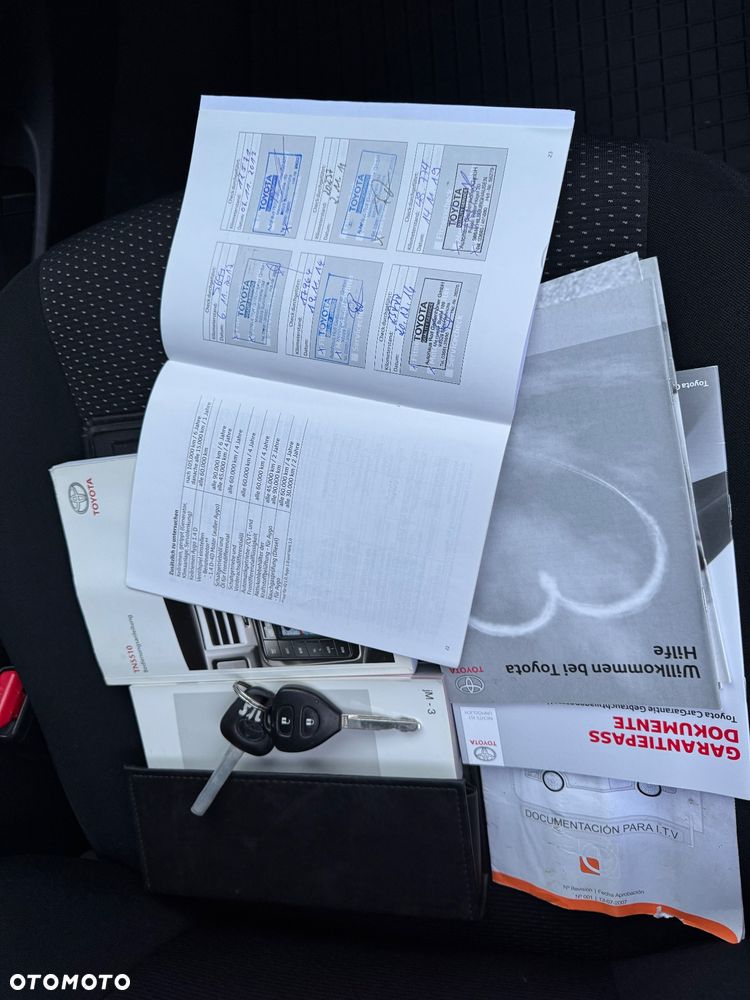 Toyota Auris 1.6 Valvematic Executive - 36