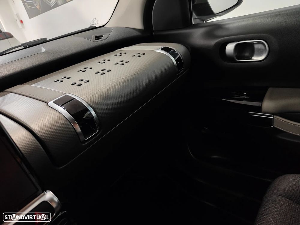 Citroën C4 Cactus 1.2 PureTech Shine - 45