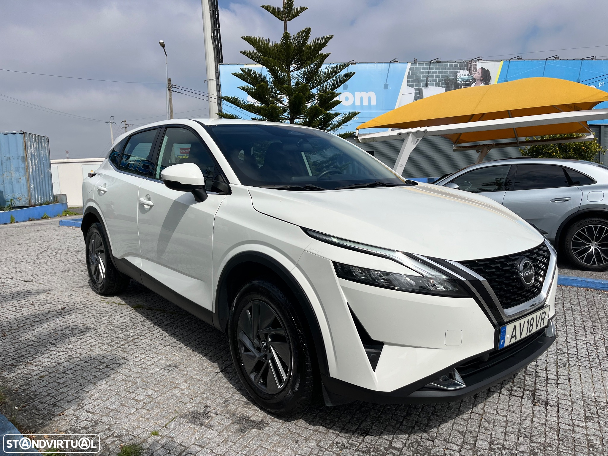 Nissan Qashqai 1.3 DIG-T N-Connecta LED - 6