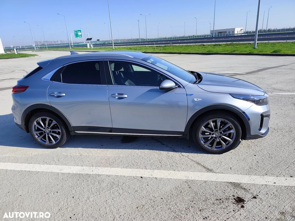 Kia XCeed 1.5 T-GDI 7DCT City - 4