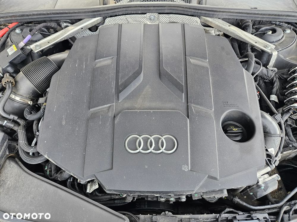 Audi A4 - 40