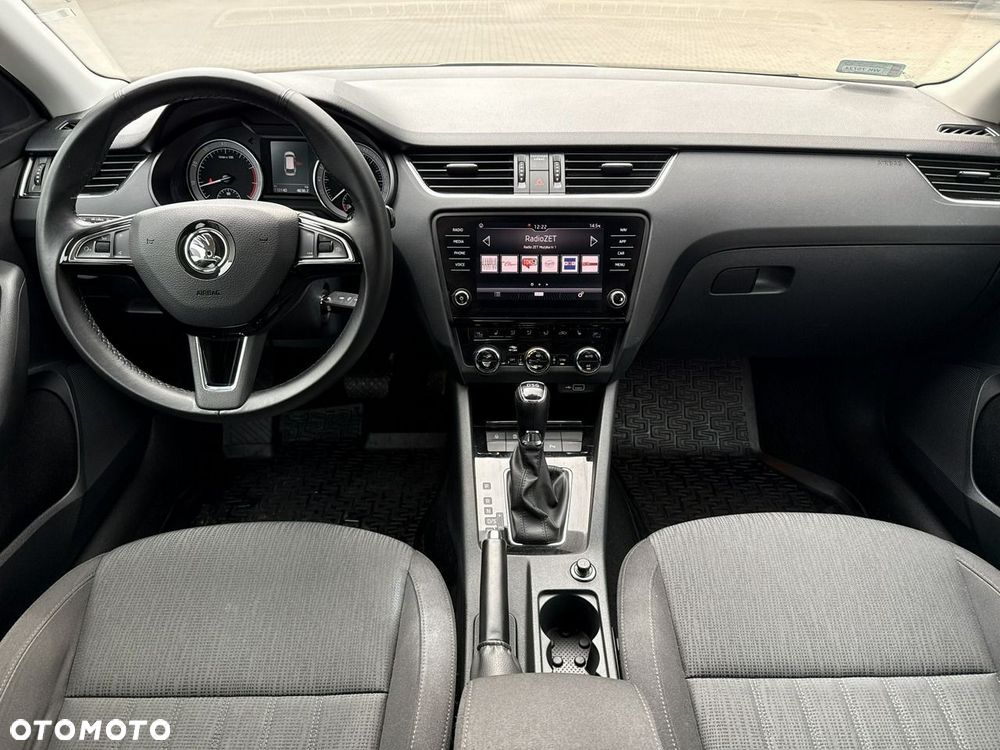 Skoda Octavia 1.5 TSI ACT Style DSG - 22