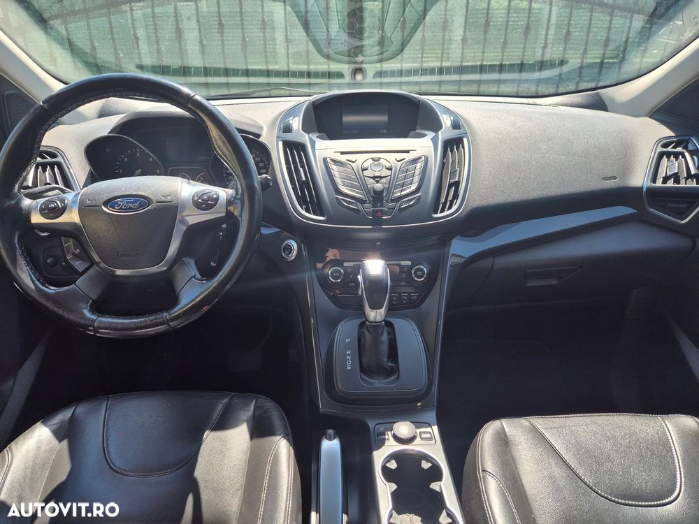 Ford Kuga 2.0 TDCi 4x4 Aut. Titanium - 8