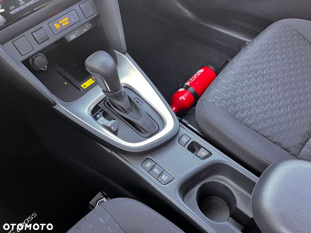 Toyota Yaris Cross Hybrid 1.5 Comfort - 17