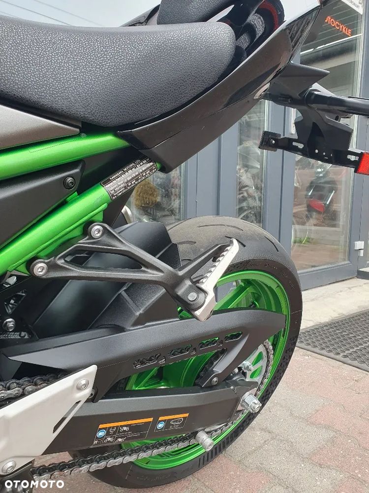 Kawasaki Z 900 - 10