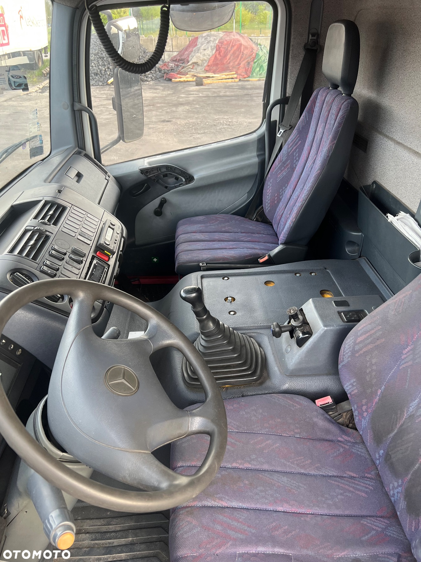 Mercedes-Benz ATEGO - 11
