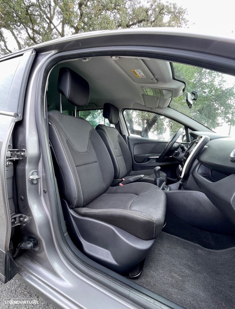 Renault Clio Sport Tourer 1.5 dCi Dynamique S - 12