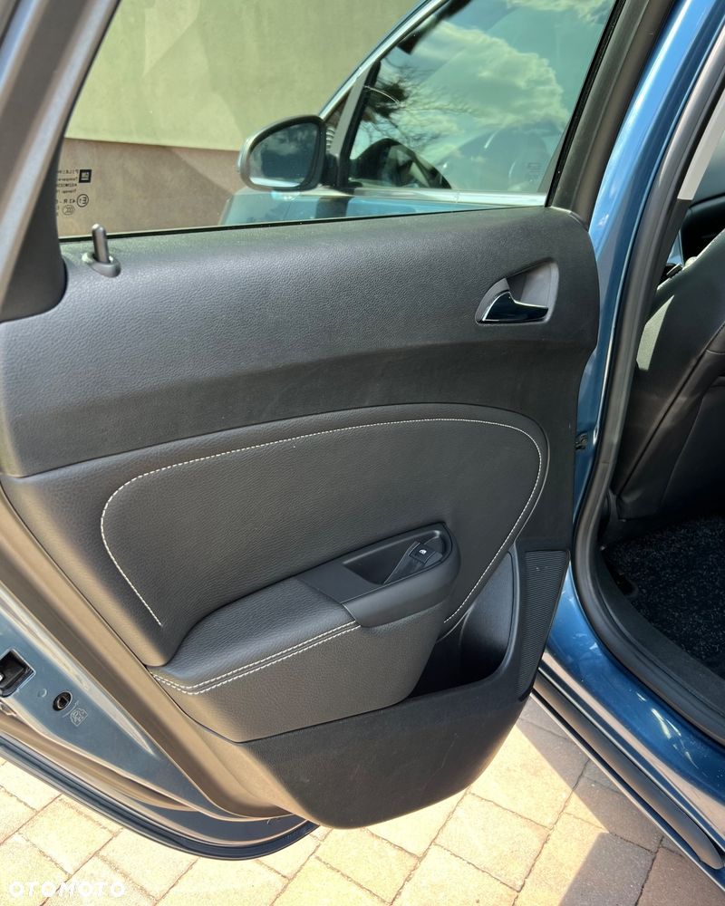 Opel Astra 1.4 T Cosmo - 13