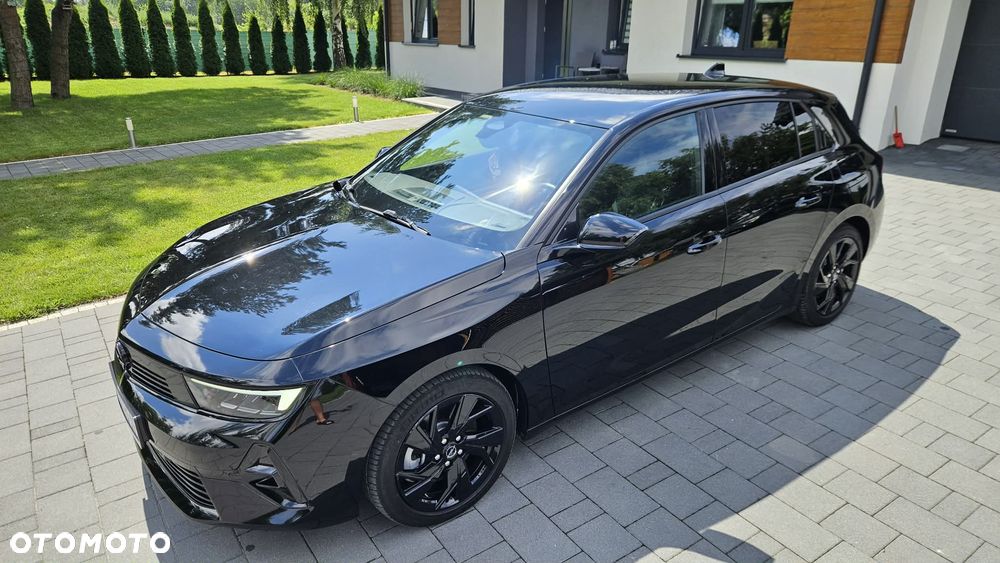 Opel Astra 1.6 T Plug-in Hybrid GS - 2