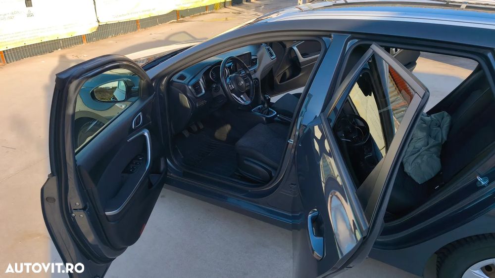 Kia Ceed 1.4 T-GDI Star - 21