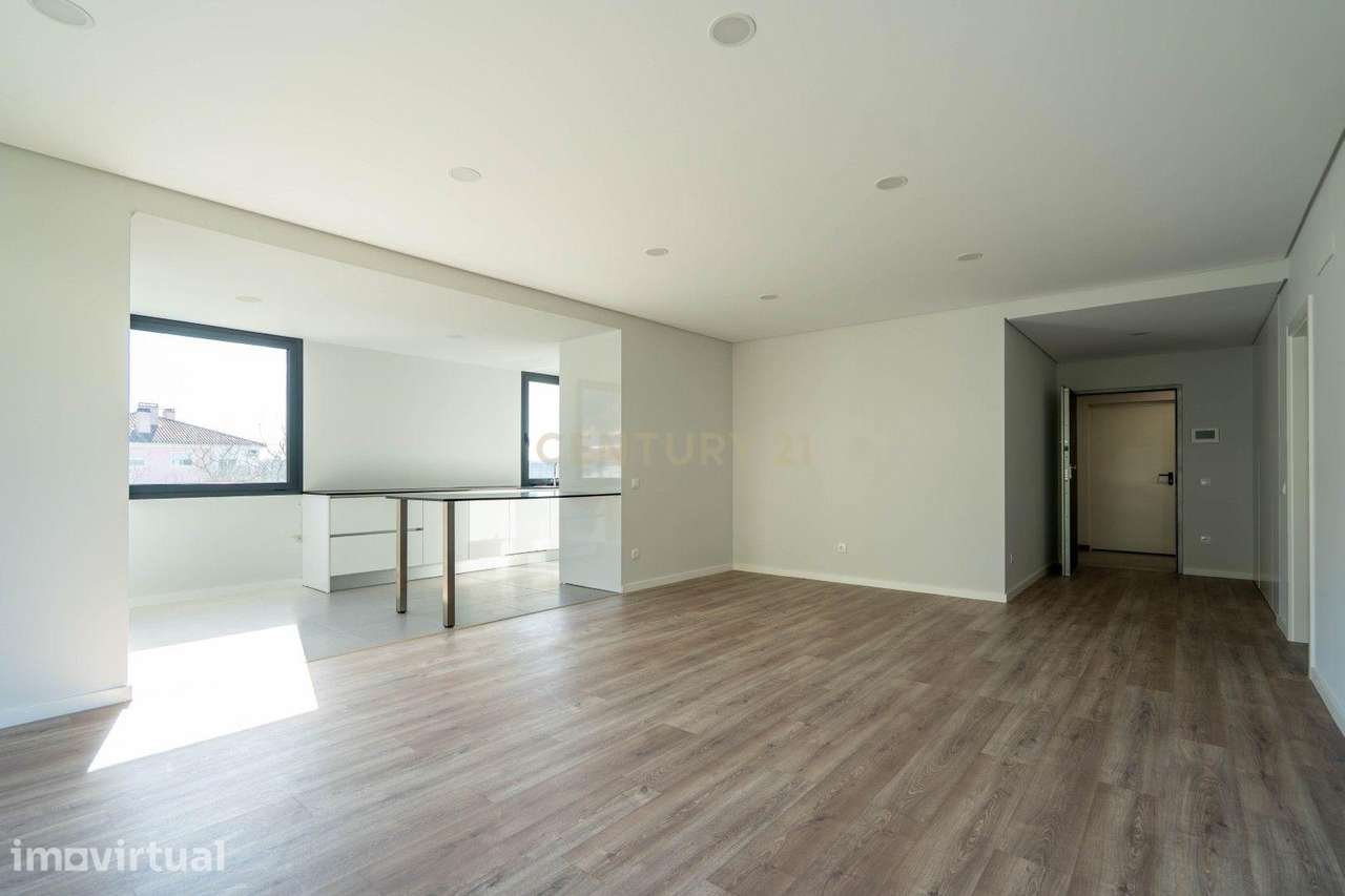 Apartamento T3 - Empreendimento Gardens - Novo - Grande imagem: 2/25