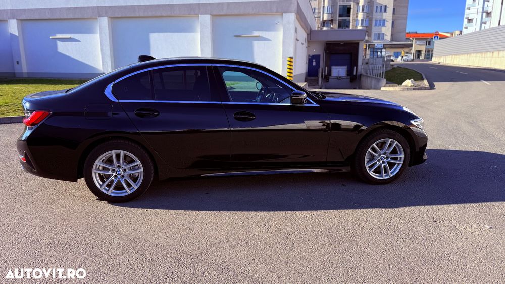 BMW Seria 3 330i xDrive Aut. Sport Line - 11