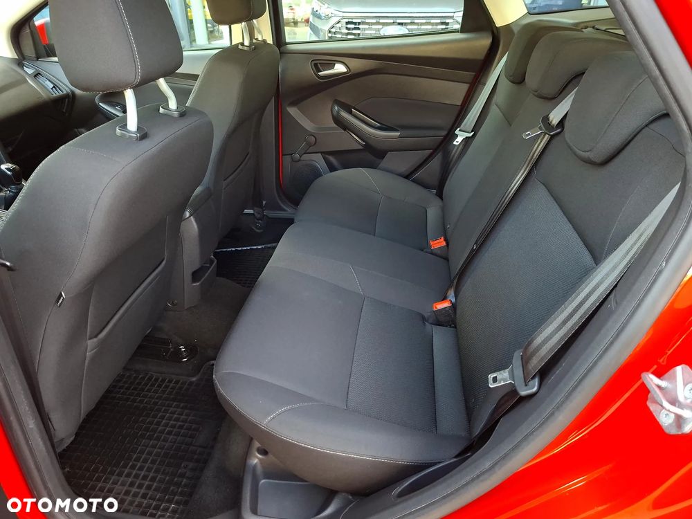 Ford Focus 1.6 Trend - 18