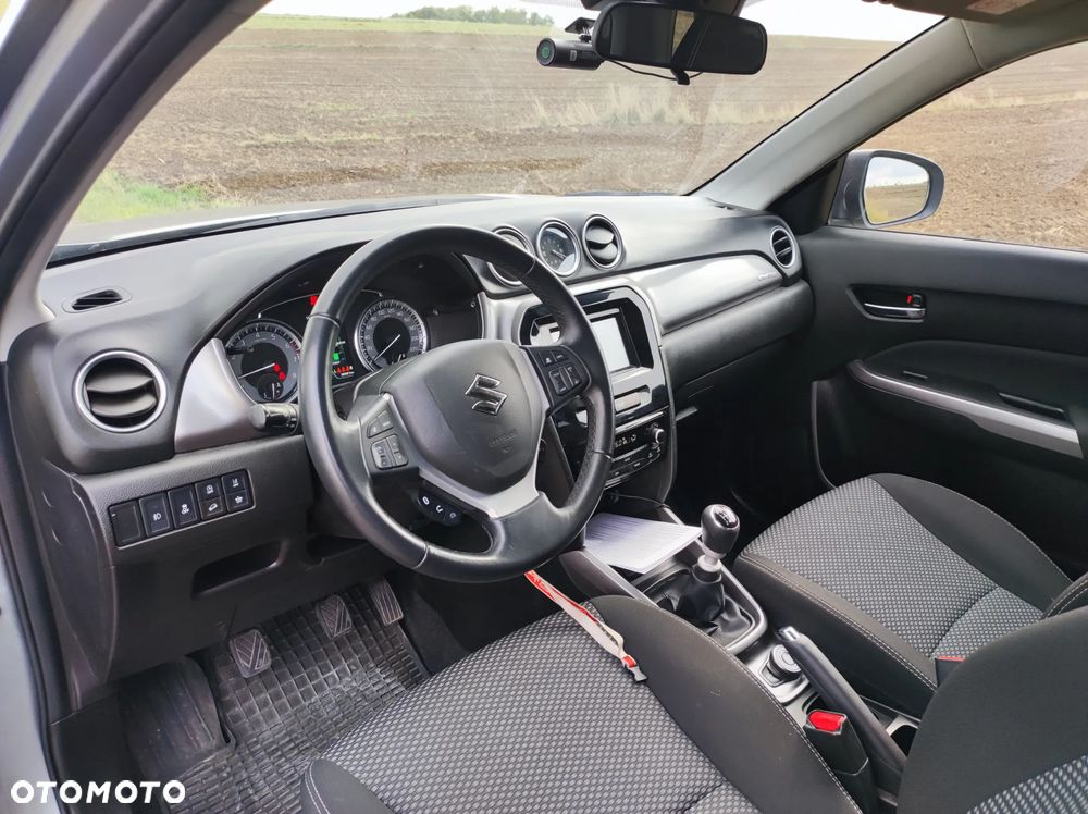 Suzuki Vitara 1.4 Boosterjet Premium 4WD - 7