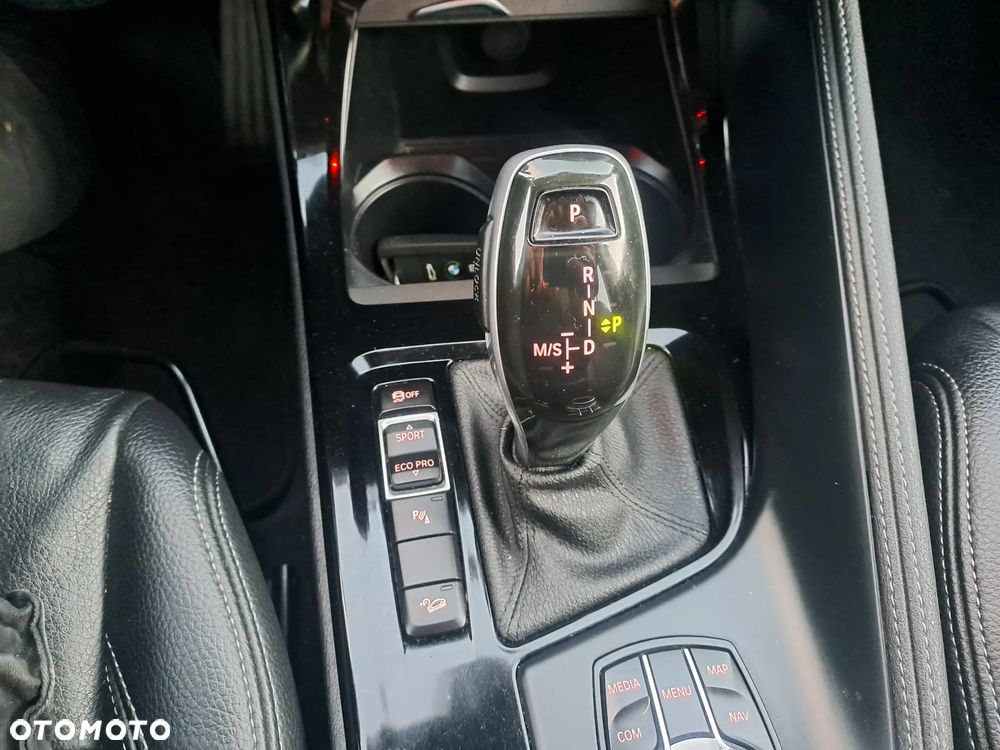 BMW X1 xDrive20d xLine - 17