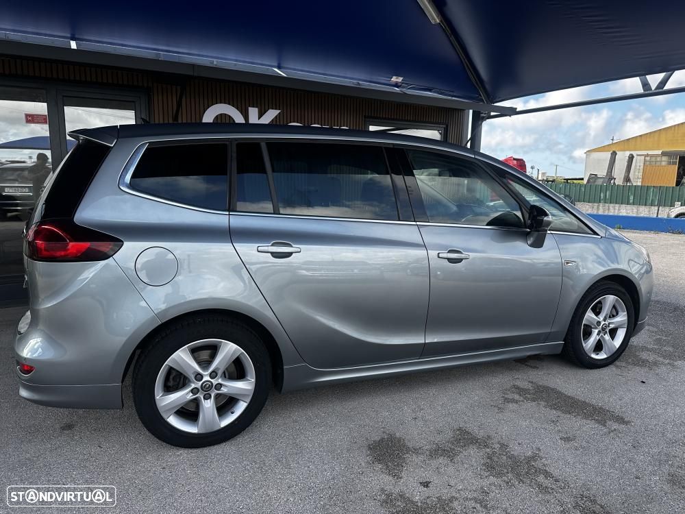 Opel Zafira 2.0 CDTI Cosmo - 9