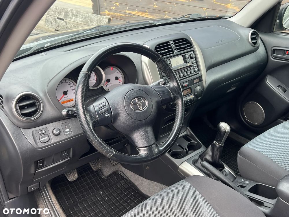 Toyota RAV4 4x4 Sol - 15