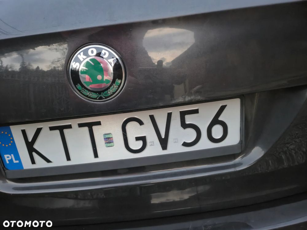 Skoda Superb 2.0 TDI Ambition DSG - 17