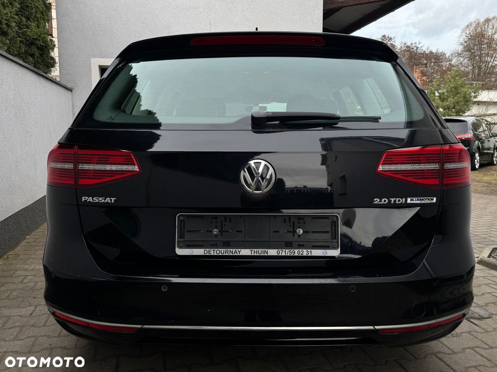 Volkswagen Passat 2.0 TDI (BlueMotion Technology) DSG Highline - 8