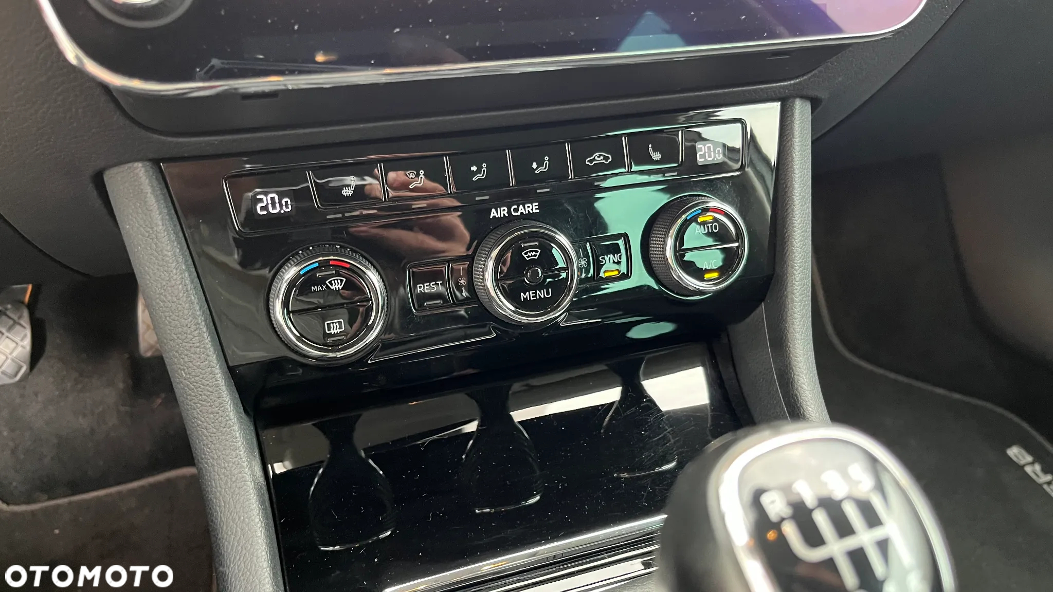 Skoda Superb Combi 2.0 TDI Style - 23