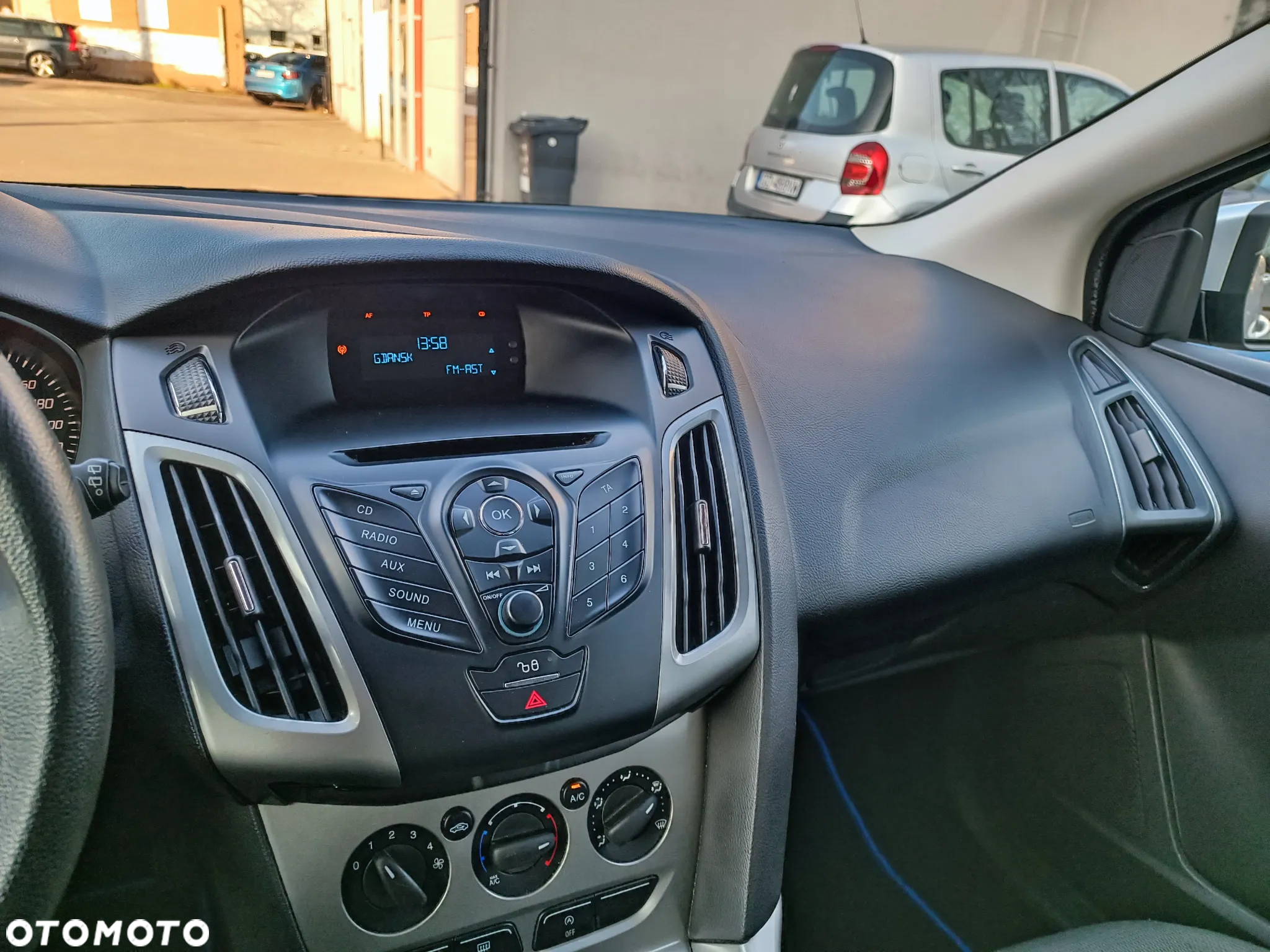 Ford Focus 1.0 EcoBoost Start-Stopp-System Trend - 17