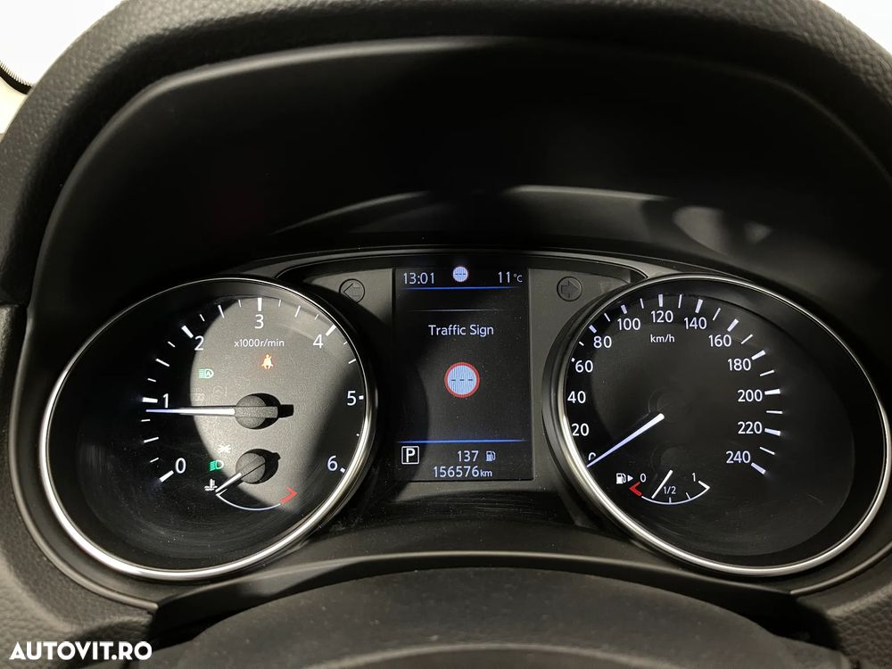 Nissan Qashqai 1.5 DCI DCT N-CONNECTA - 24