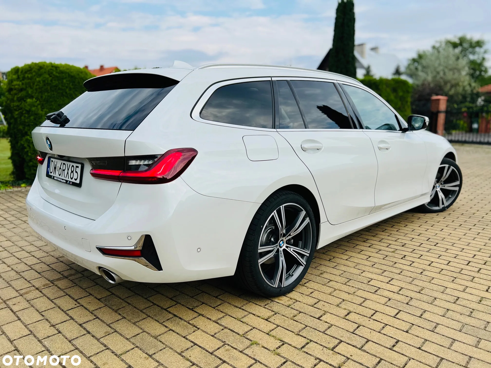 BMW Seria 3 320d xDrive Luxury Line sport - 11