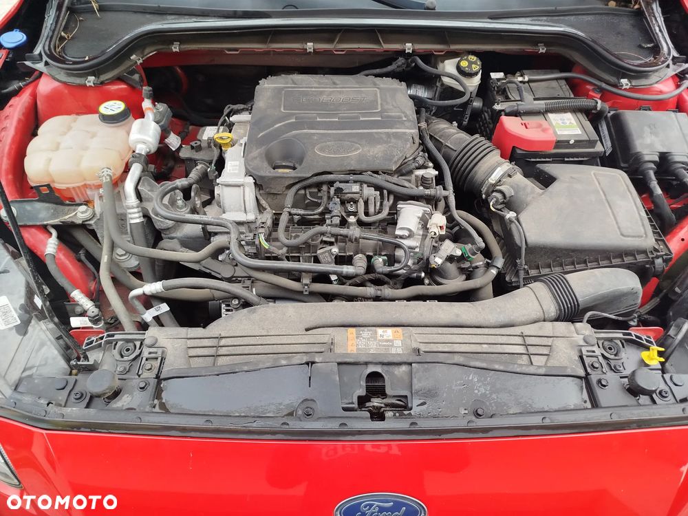 Ford Focus 1.0 EcoBoost Hybrid ACTIVE - 9