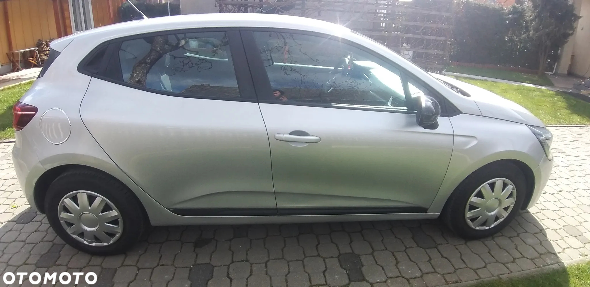 Renault Clio - 8