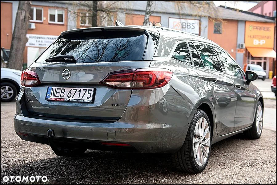 Opel Astra - 9